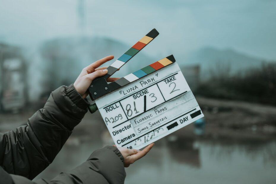 Illustration of The Surprising Role of Improvisation in Otherwise Scripted Films