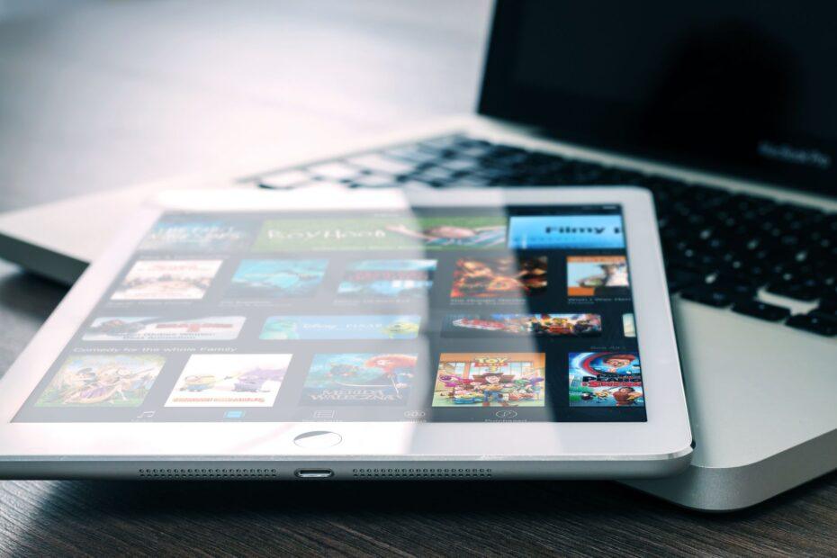 Illustration of Understanding How Streaming Services Decide What Gets Renewed